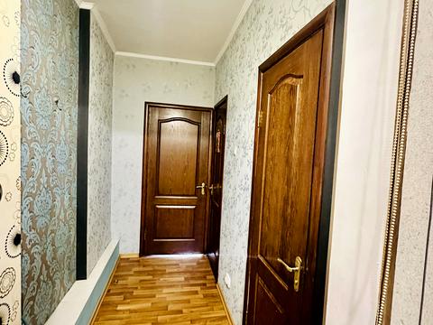 квартира по адресу Владимира Момота ул., 40