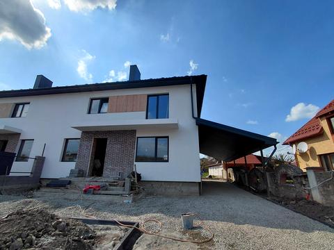 будинок за адресою Набережна вул., 51