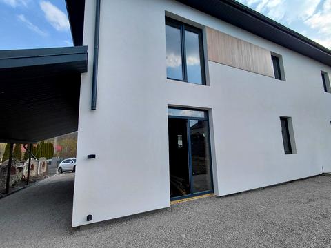 будинок за адресою Набережна вул., 51