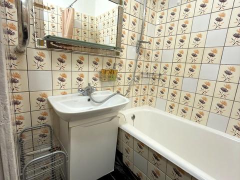 квартира за адресою Йорданська вул. (Лайоша Гавро), 4-Б