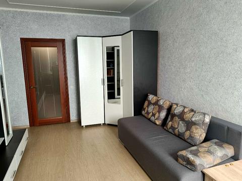 квартира за адресою Авіаконструктора Ігоря Сікорського вул. (Танкова), 1