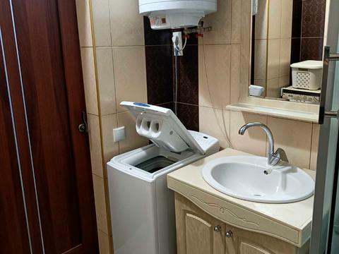 квартира за адресою Авіаконструктора Ігоря Сікорського вул. (Танкова), 1