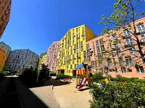 квартира за адресою Регенераторна вул., 4 к7