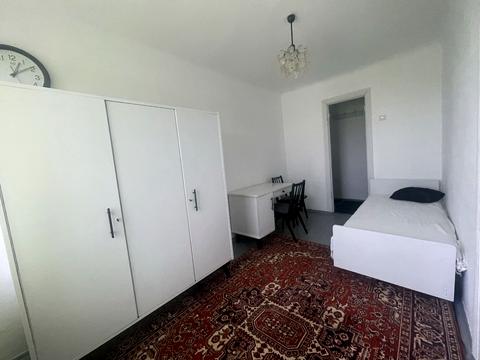 квартира по адресу Рильського ул., 5