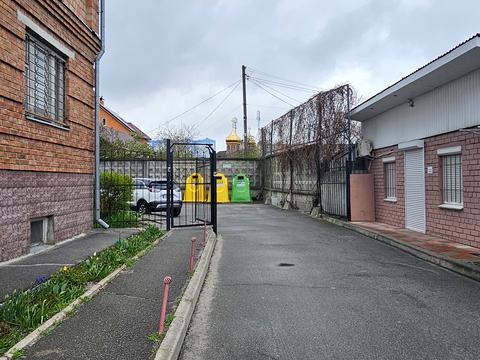 квартира по адресу Паризька ул., 5