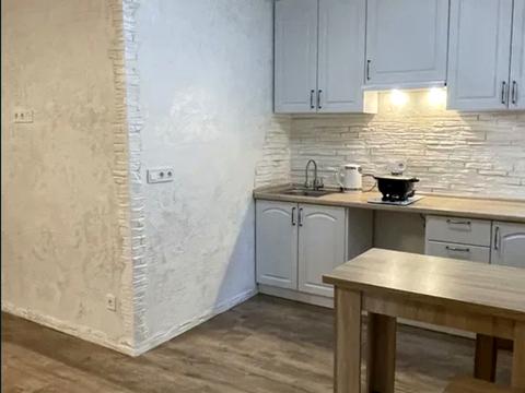 квартира за адресою Академіка Заболотного вул., 7