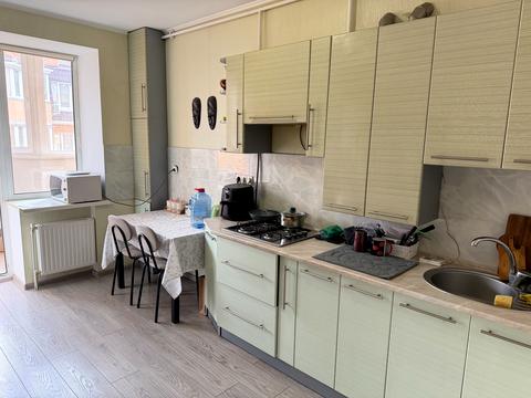 квартира за адресою Виговського вул. (Суворова), 1-Т