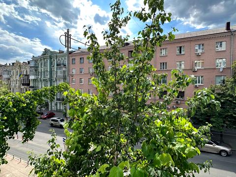 квартира за адресою Шота Руставелі вул., 25