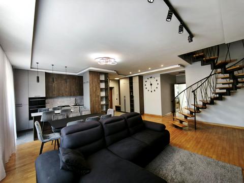 квартира за адресою Бориса Тлехаса вул., 18