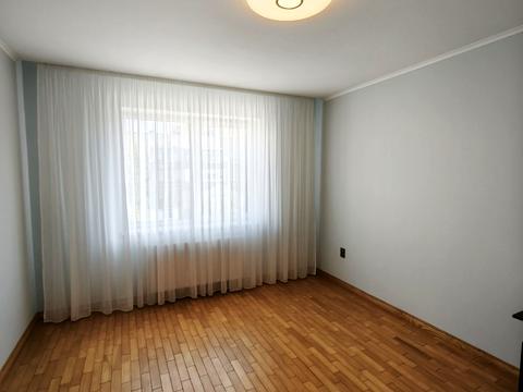 квартира за адресою Бориса Тлехаса вул., 18