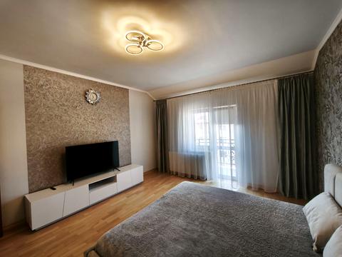 квартира за адресою Бориса Тлехаса вул., 18