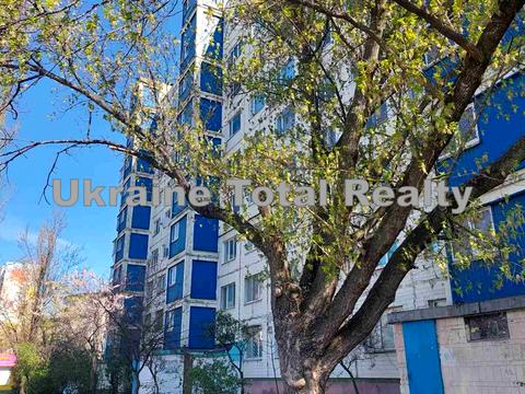 квартира за адресою Братиславська вул., 4