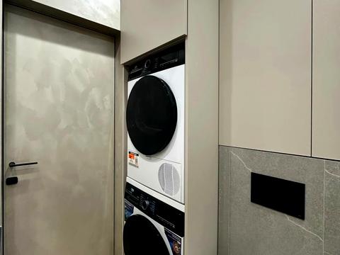 квартира за адресою Салютна вул., 2к22