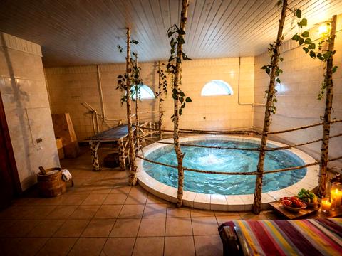 комерційна за адресою Вишнева, 51