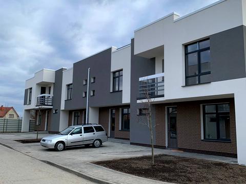 будинок за адресою коновальцья 42