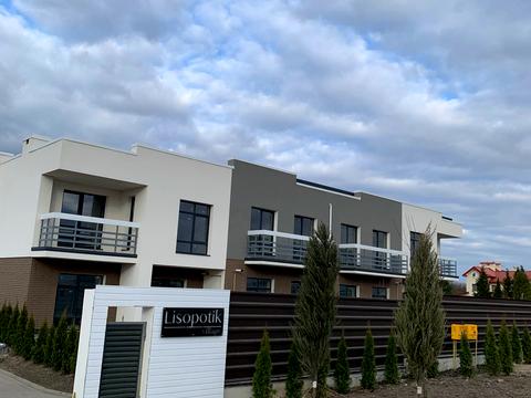 будинок за адресою коновальцья 42