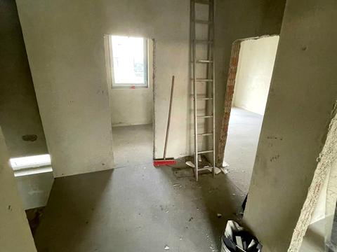 будинок за адресою коновальцья 42