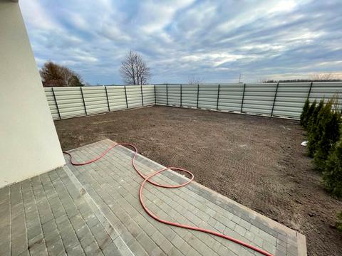 будинок за адресою коновальцья 42