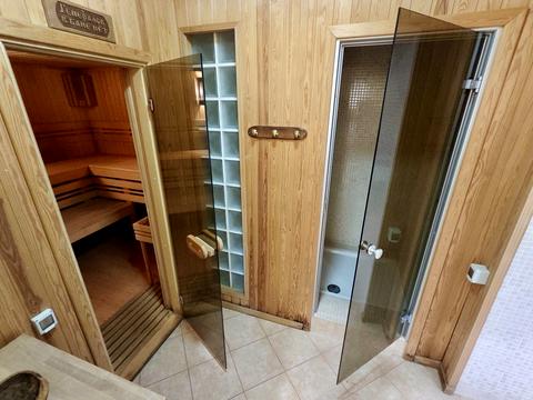 будинок за адресою Весняна, 20/22