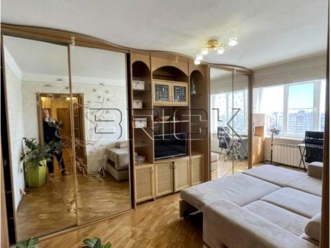 квартира за адресою Олександра Бринжали вул. (Тешебаєва), 1