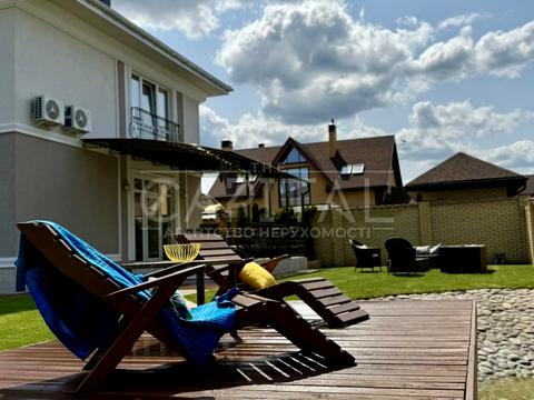 дом по адресу розкішна