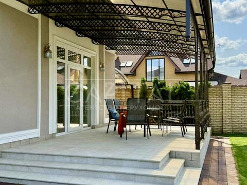 дом по адресу розкішна