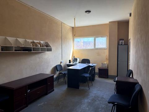 комерційна за адресою Дрогобицька вул., 10