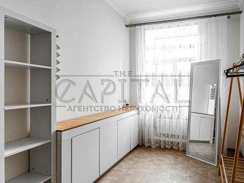 квартира за адресою Костянтинівська вул., 22/17