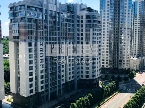 квартира за адресою Андрія Верхогляда вул. (Михайла Драгомирова), 12