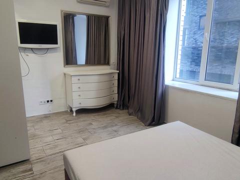 квартира за адресою Дніпро, Крутогірний узвіз (Рогальова), (Будинок 1)