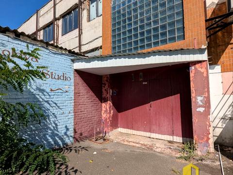 комерційна за адресою Олександра Архипенка вул. (Мате Залки), 6