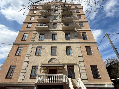 квартира за адресою Докова вул., 15
