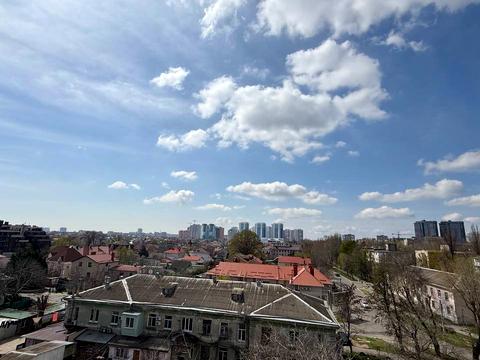 квартира за адресою Докова вул., 15