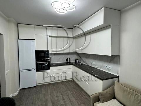 квартира за адресою Драгоманова вул., 10