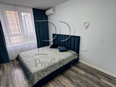 квартира по адресу Драгоманова ул., 10