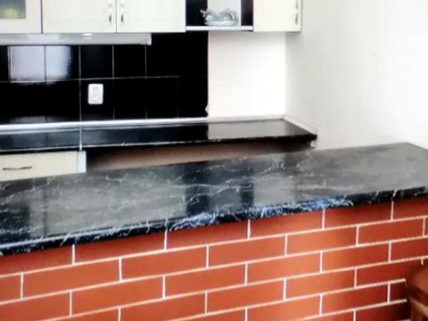 будинок за адресою Азовська вул.