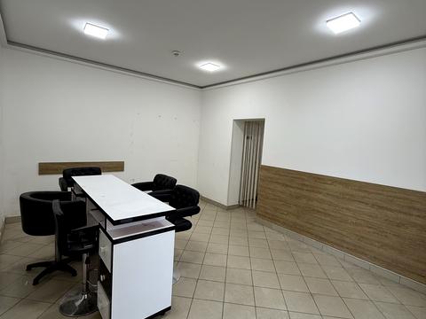 коммерческая по адресу Кульпарковская ул., 124