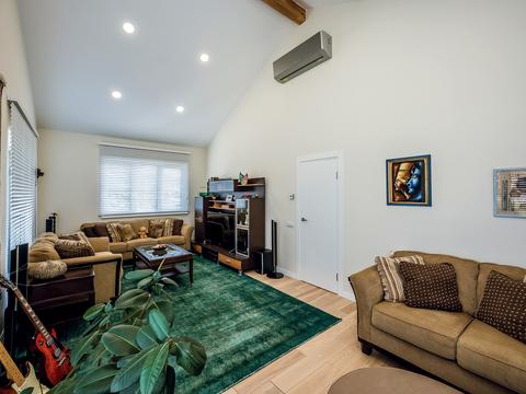 будинок за адресою тороківська, 23