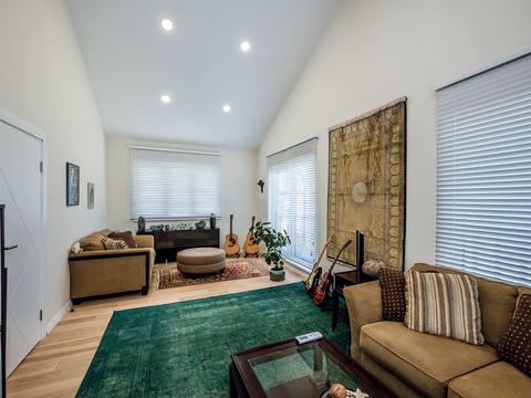 будинок за адресою тороківська, 23