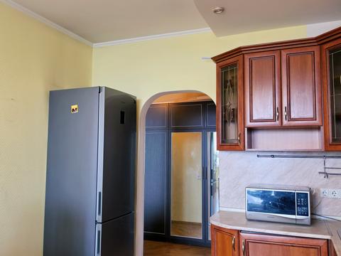 квартира по адресу Миколы Бажана просп., 1-М