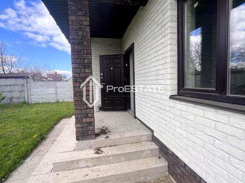 будинок за адресою с. Вишеньки, Центральна