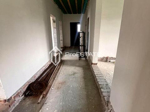 будинок за адресою с. Вишеньки, Центральна