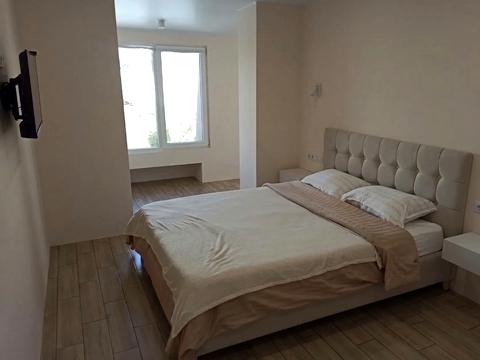 квартира за адресою Космічна вул., 3