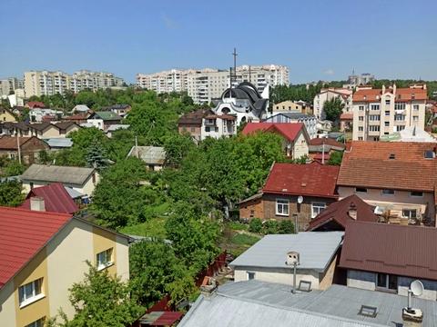 квартира за адресою Космічна вул., 3