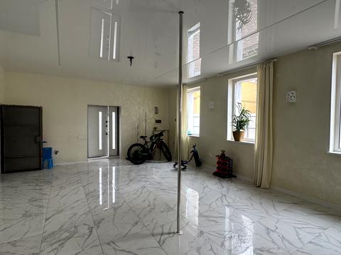 комерційна за адресою Аграрна вул., 17