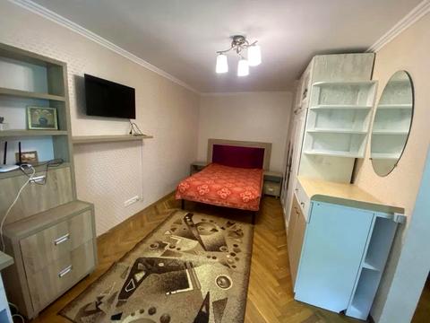 квартира за адресою Братів Дужих вул. (Володимира Комарова), 20