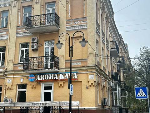 комерційна за адресою Лисенка вул., 1