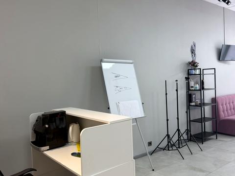 комерційна за адресою Львівська вул., 15б