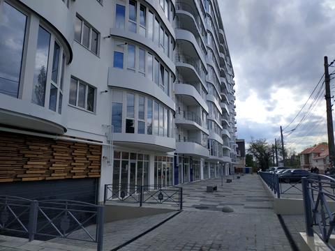 комерційна за адресою Львівська вул., 15б