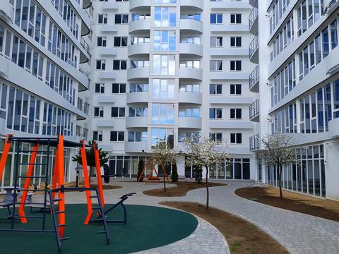 комерційна за адресою Львівська вул., 15б